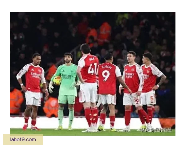 后卫频频破门成唯一亮点阿森纳锋线集体哑火进球荒持续尴尬局面